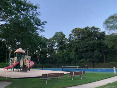 40 Town House Drive Massapequa Park NY 11762