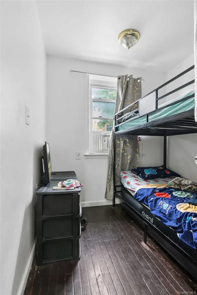28 Saint Andrews Place Brooklyn NY 11216