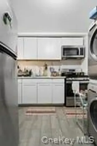 28 Saint Andrews Place Brooklyn NY 11216