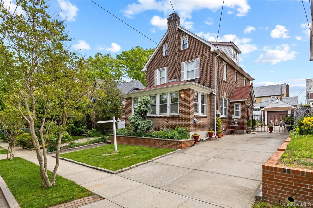 3221 168th Street Flushing NY 11358