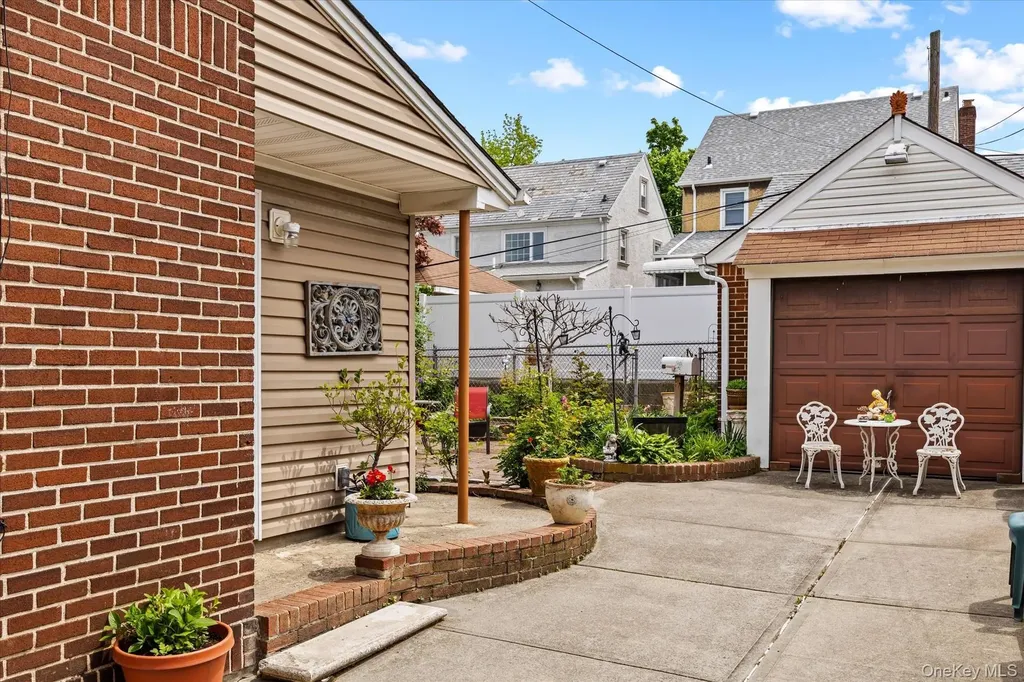3221 168th Street Flushing NY 11358