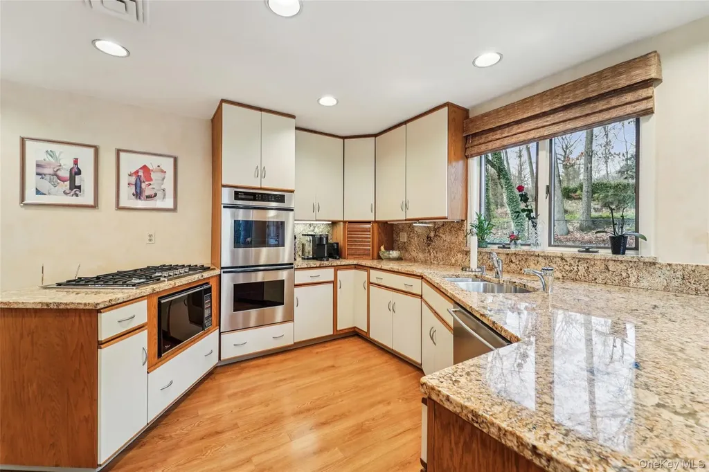 6 Robins Roost Rye Brook NY 10573
