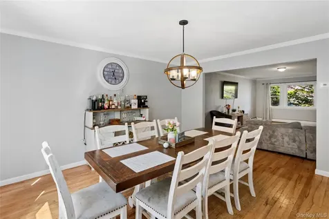 112 Ivy Lane Lido Beach NY 11561