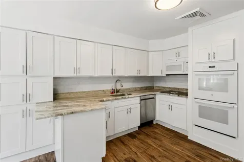 112 Ivy Lane Lido Beach NY 11561