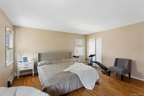 112 Ivy Lane Lido Beach NY 11561