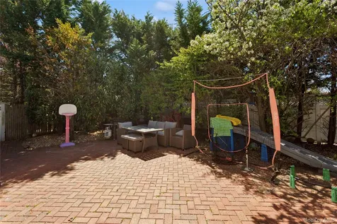 112 Ivy Lane Lido Beach NY 11561