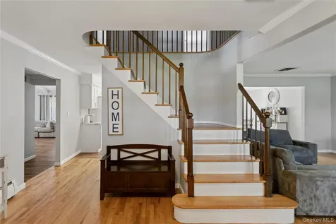 112 Ivy Lane Lido Beach NY 11561