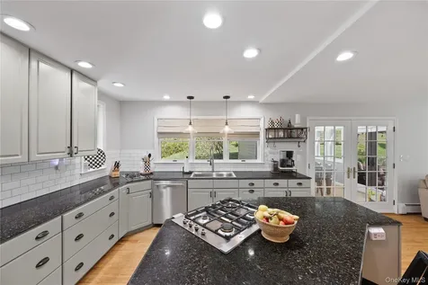 30 Smokey Hollow Court Carmel NY 10512