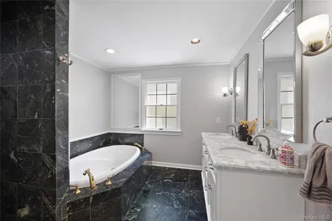 30 Smokey Hollow Court Carmel NY 10512