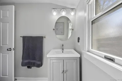 30 Smokey Hollow Court Carmel NY 10512