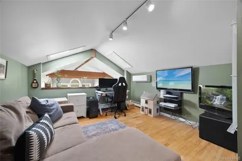 30 Smokey Hollow Court Carmel NY 10512