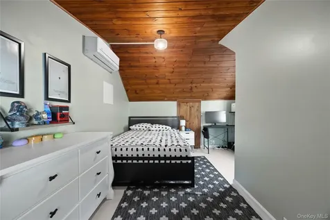 30 Smokey Hollow Court Carmel NY 10512