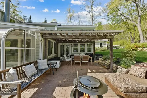 30 Smokey Hollow Court Carmel NY 10512