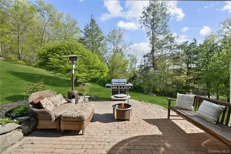 30 Smokey Hollow Court Carmel NY 10512