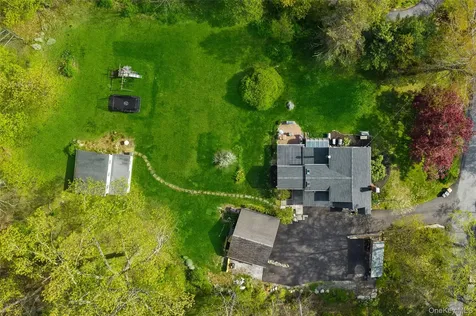 30 Smokey Hollow Court Carmel NY 10512