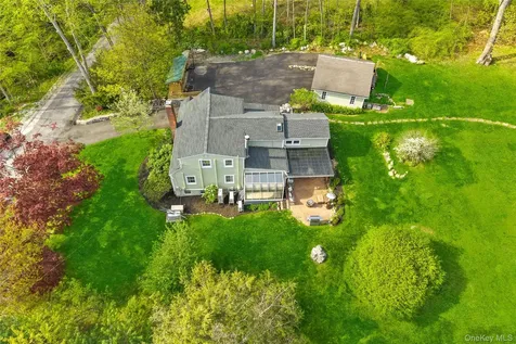 30 Smokey Hollow Court Carmel NY 10512