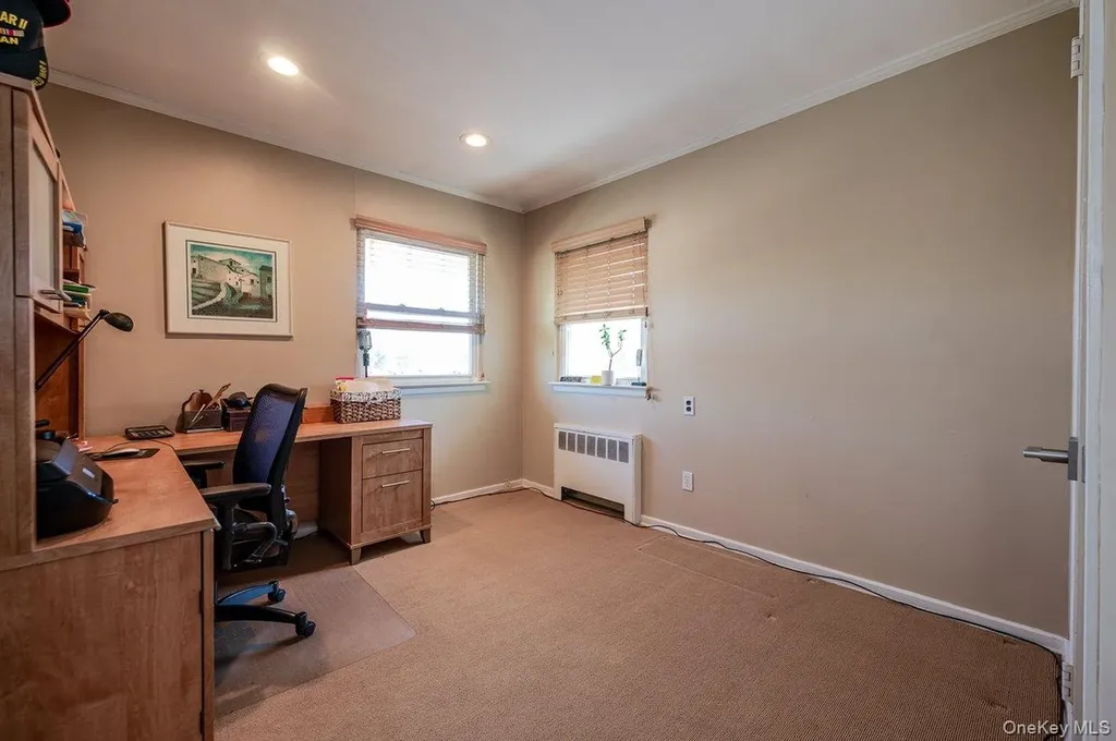1 Ives Lane Plainview NY 11803