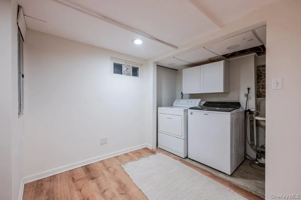 1 Ives Lane Plainview NY 11803