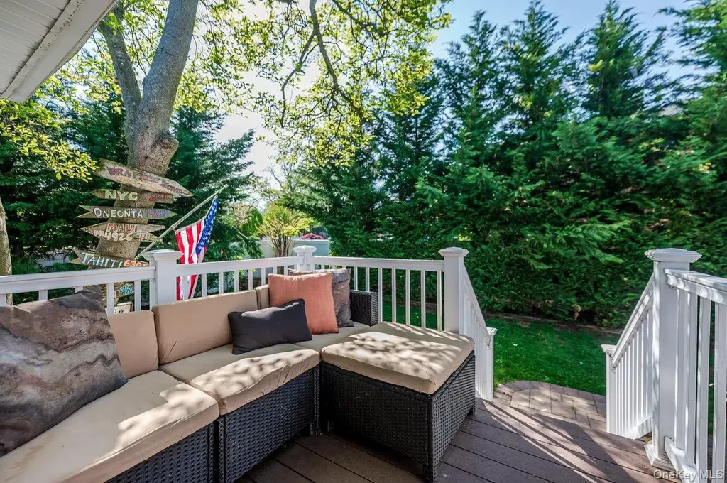 1 Ives Lane Plainview NY 11803