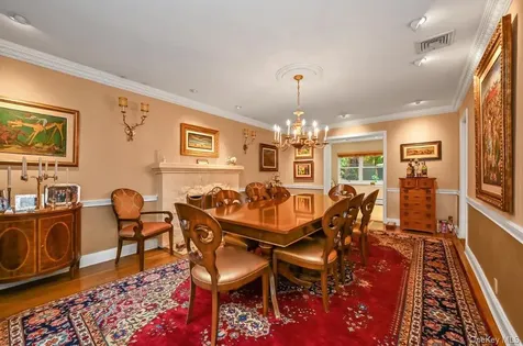 138-15 Union Turnpike Kew Garden Hills NY 11367