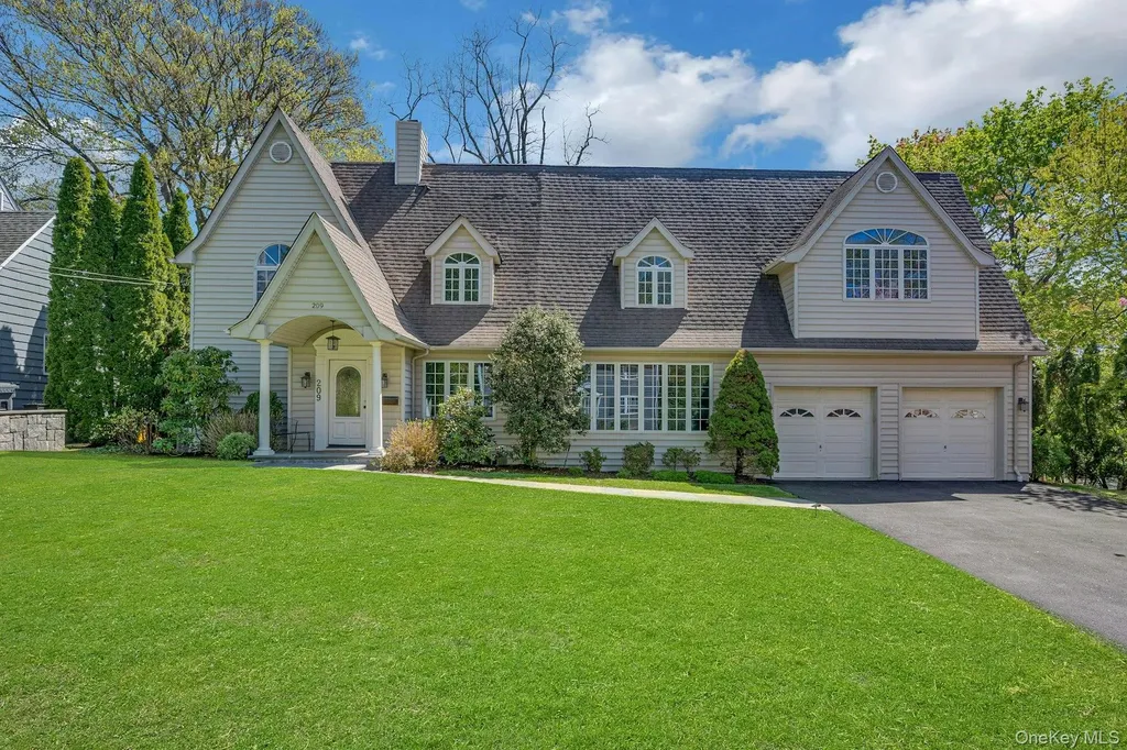 209 Glendale Road Scarsdale NY 10583