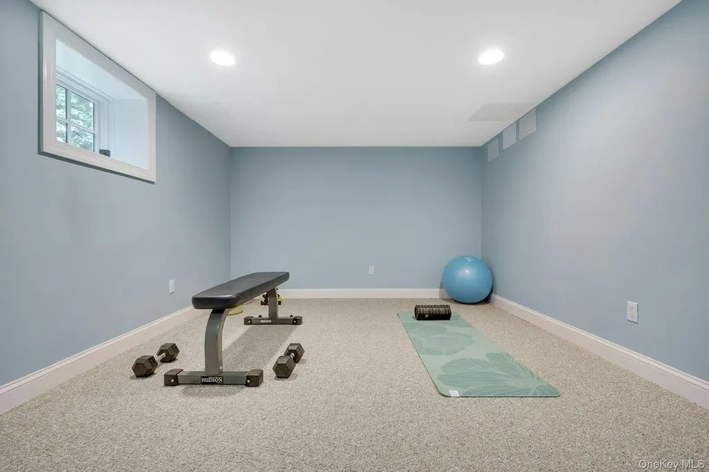 209 Glendale Road Scarsdale NY 10583