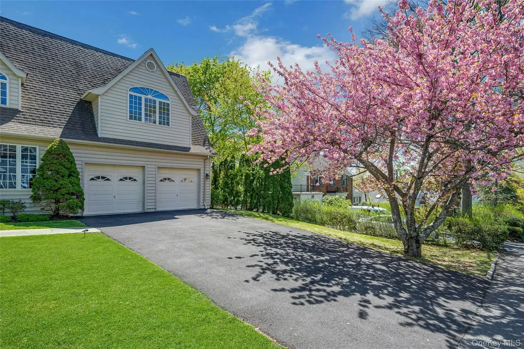 209 Glendale Road Scarsdale NY 10583