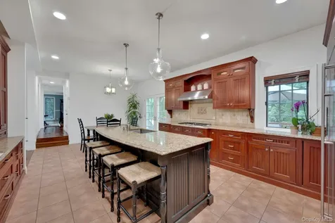 209 Glendale Road Scarsdale NY 10583