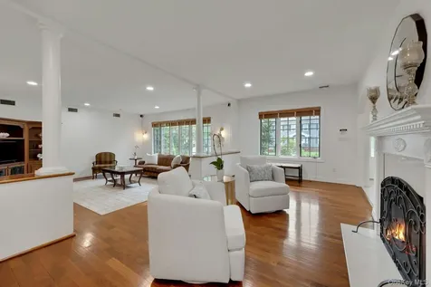 209 Glendale Road Scarsdale NY 10583
