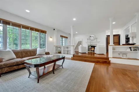 209 Glendale Road Scarsdale NY 10583