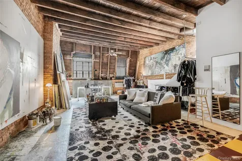 271 E 7th Street New York (manhattan) NY 10009