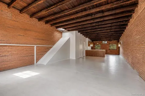 271 E 7th Street New York (manhattan) NY 10009