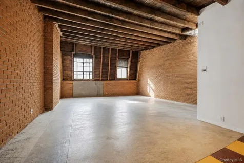 271 E 7th Street New York (manhattan) NY 10009
