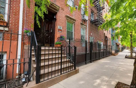 271 E 7th Street New York (manhattan) NY 10009