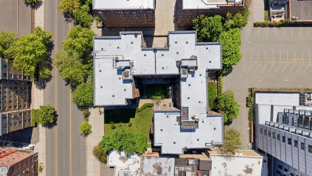 14225 37th Avenue Flushing NY 11354