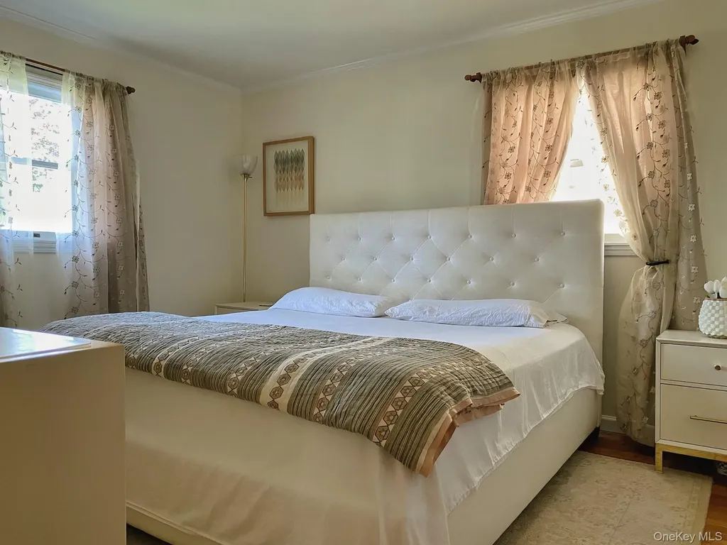 19 Stewart Street Plainview NY 11803