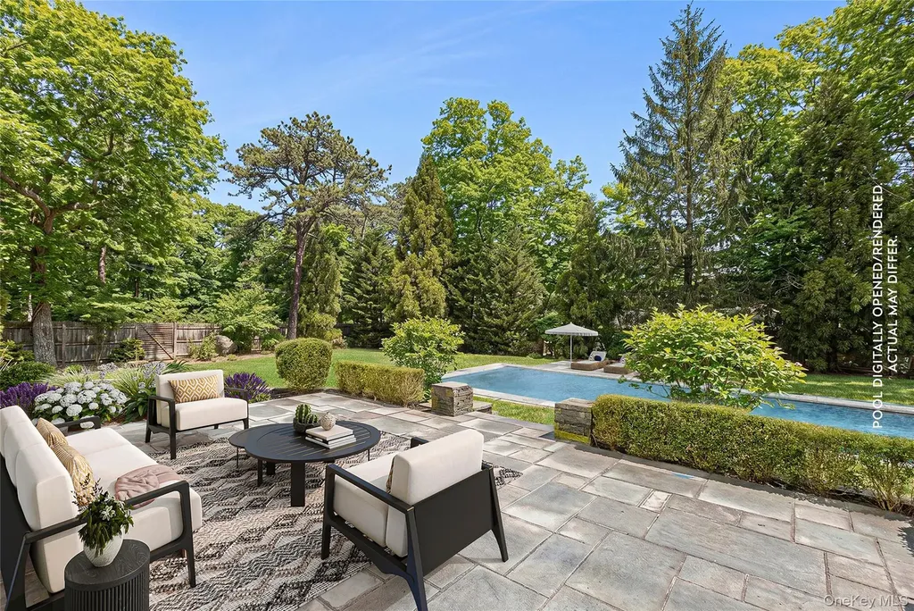 3 Jones Road Hampton Bays NY 11946