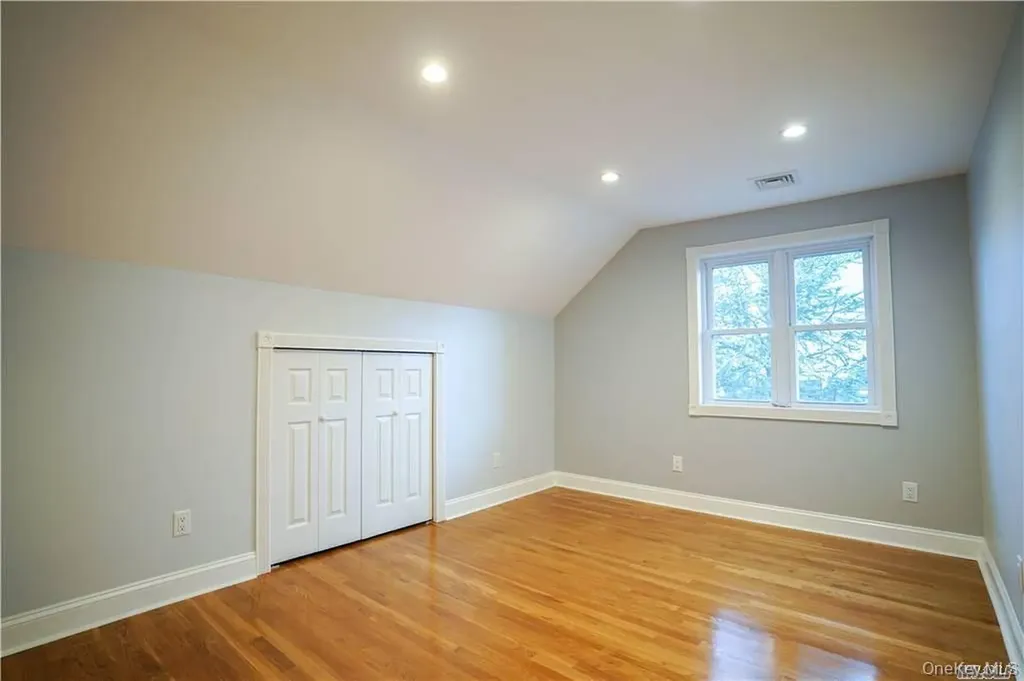 85 Franklin Avenue Lynbrook NY 11563