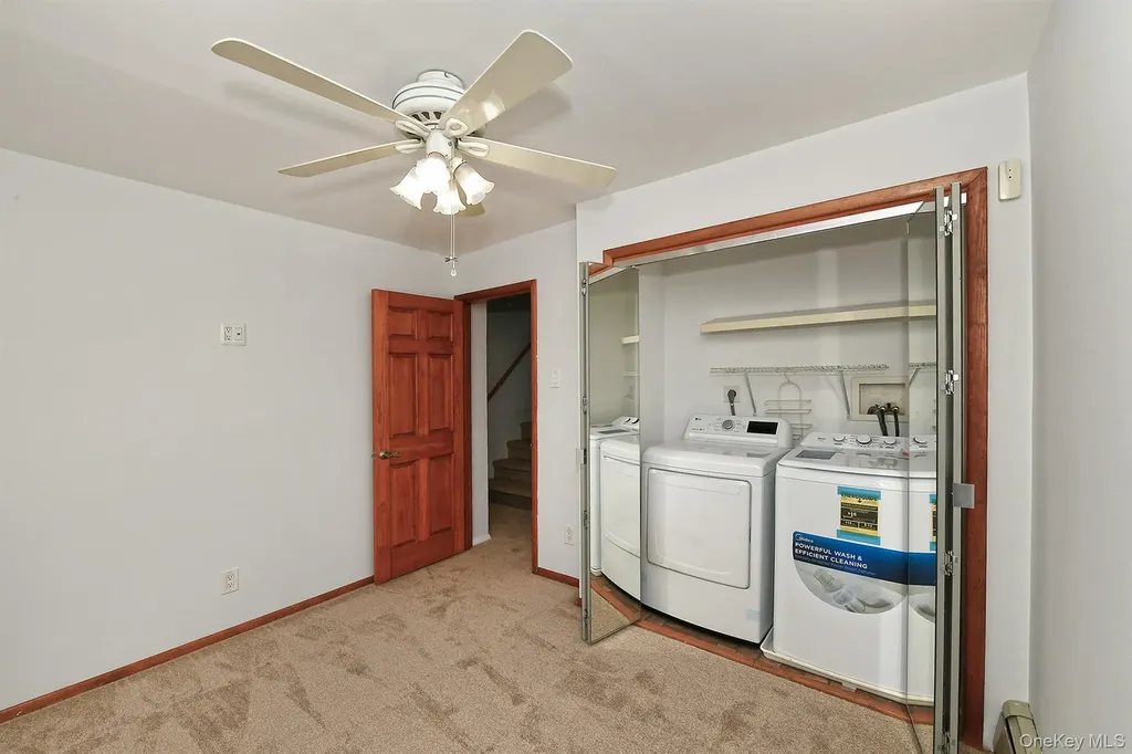 4 Ida Lane North Babylon NY 11703