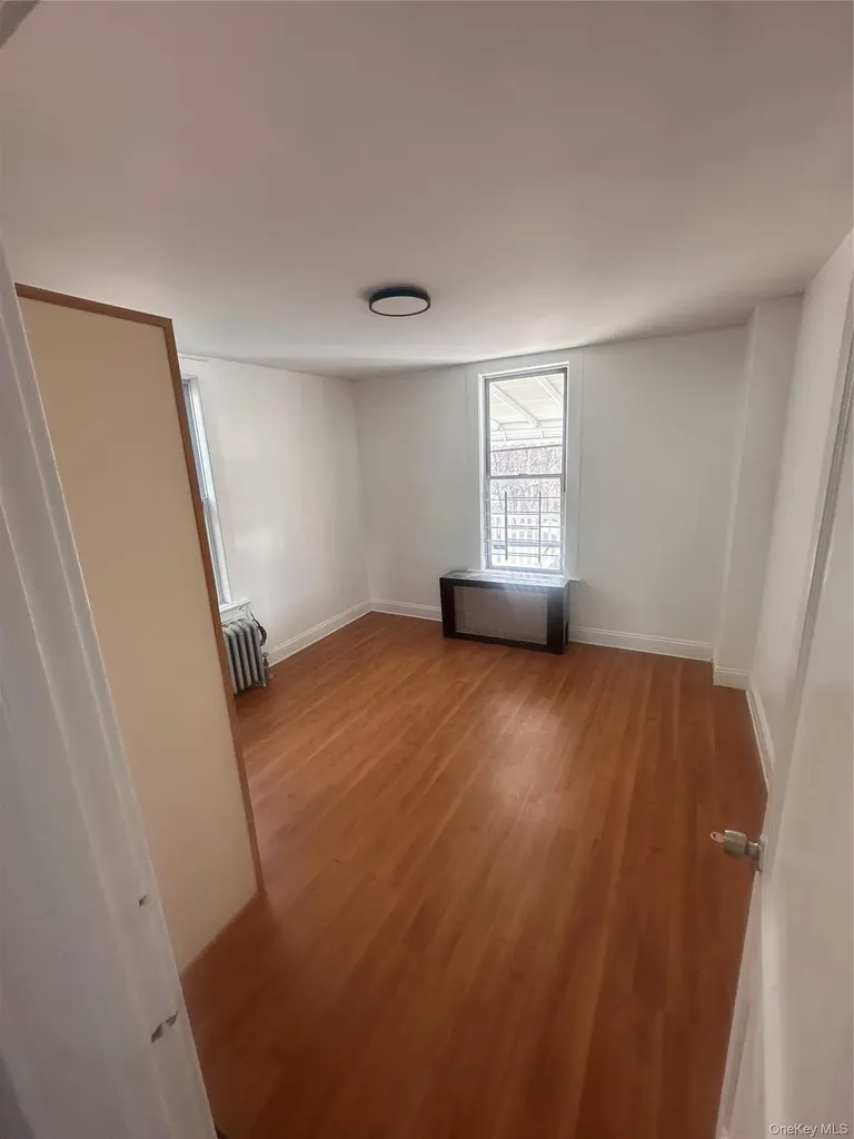 421 S 10th Avenue Mount Vernon NY 10550