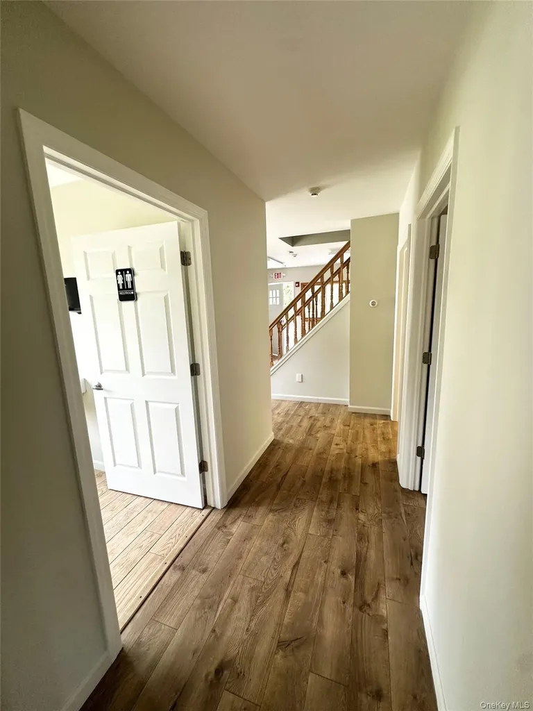 282 N Middletown Road Pearl River NY 10965