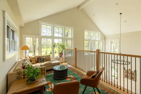 397 Viewmont Road Germantown NY 12526