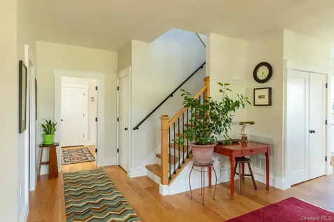 397 Viewmont Road Germantown NY 12526