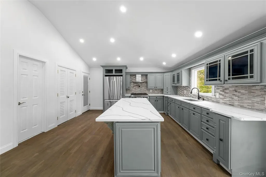257 Southlawn Avenue Central Islip NY 11722