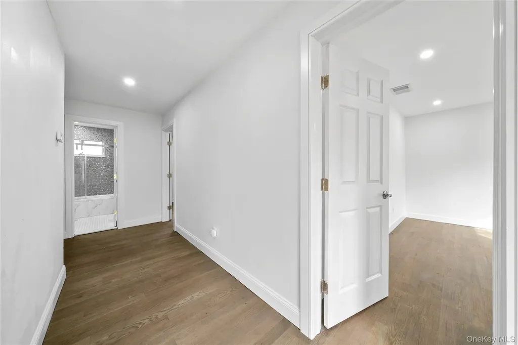 257 Southlawn Avenue Central Islip NY 11722