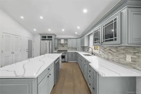 257 Southlawn Avenue Central Islip NY 11722
