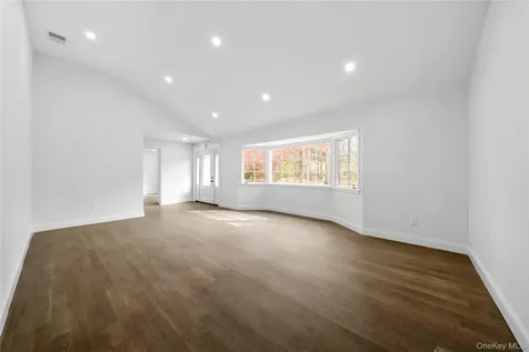 257 Southlawn Avenue Central Islip NY 11722
