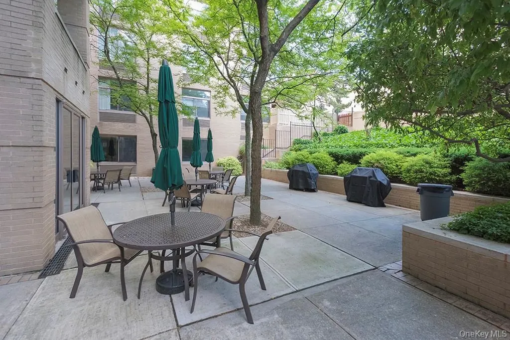 35 N Chatsworth Avenue Larchmont NY 10538