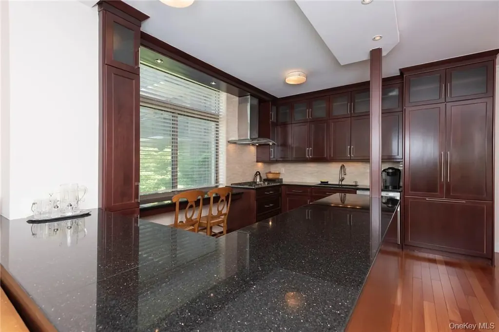 35 N Chatsworth Avenue Larchmont NY 10538