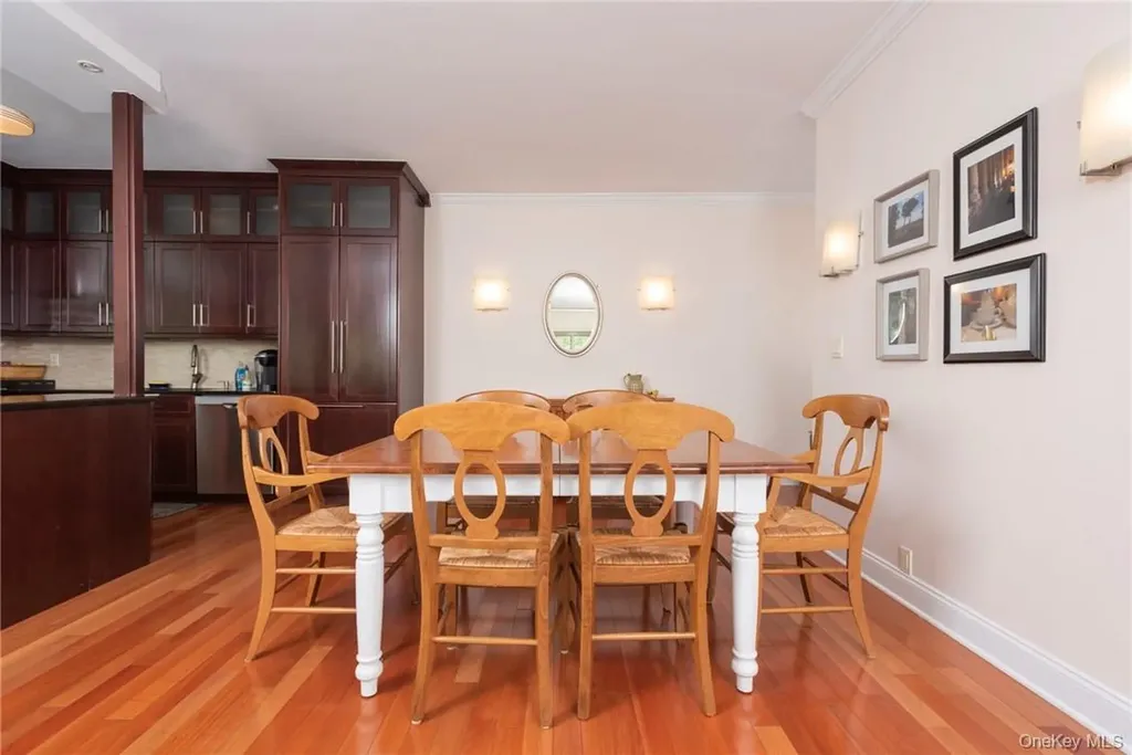35 N Chatsworth Avenue Larchmont NY 10538